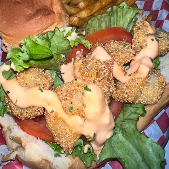 PO Boy Plate.